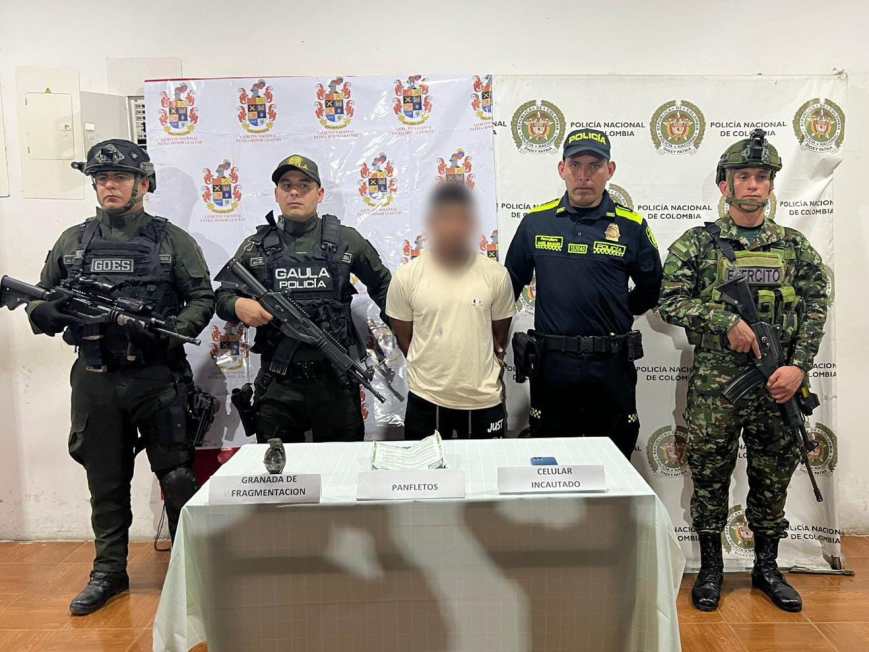 Capturan en San Antonio a presunto cabecilla de disidencias de las FARC con explosivos y panfletos