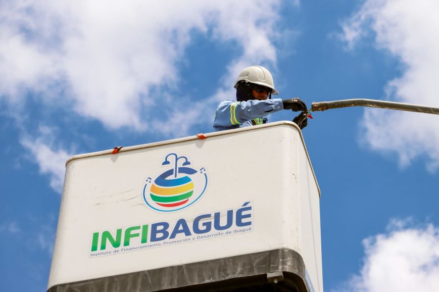 Alcaldía de Ibagué moderniza 505 luminarias del Cañón del Combeima con tecnología LED