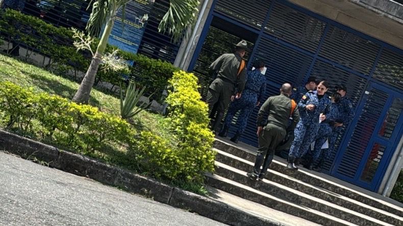Lanzan una granada contra la cárcel de Ibagué: el artefacto no explotó y crece la preocupación en el Inpec