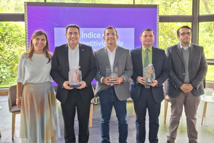 La Alcaldía celebra a Ibagué en el top 10 de competitividad… ¿pero la ciudad lo siente igual?