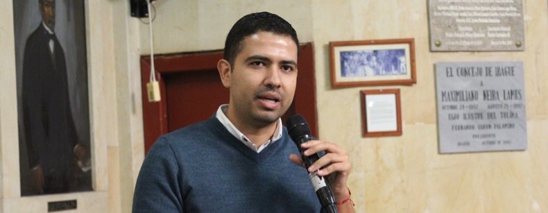 Zambrano rompe el silencio: niega romance, cuotas y presunta filtración de fotos