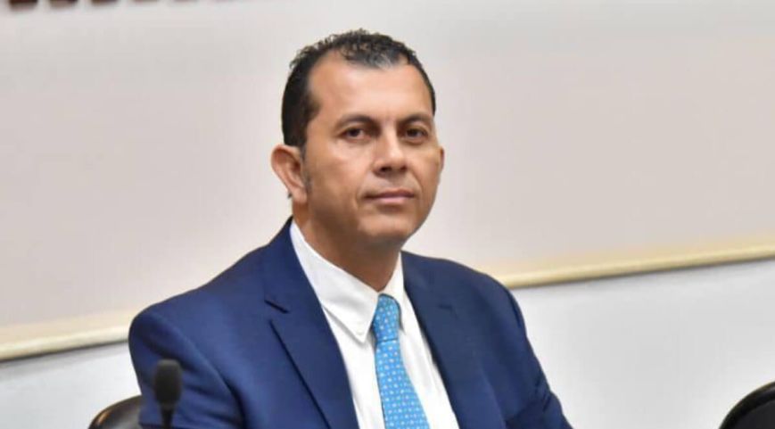 Osorio cuestiona presupuesto nacional y advierte que una emergencia económica “no tiene sustento”