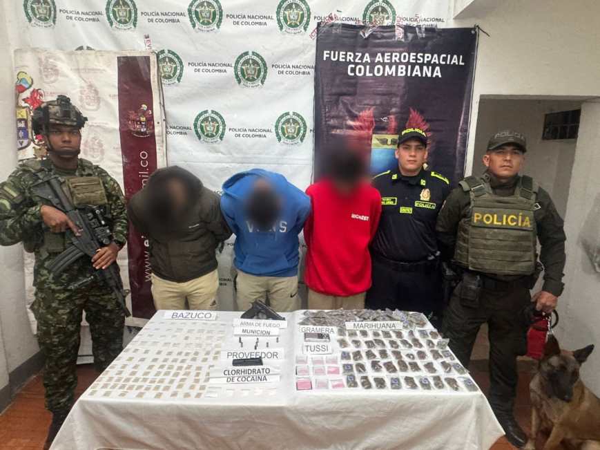 Allanamientos en Fresno dejan tres capturados y decomiso de drogas y munición