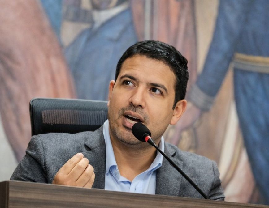 Zambrano señala “salida en falso” de la Alcaldía de Ibagué por proyecto del predial
