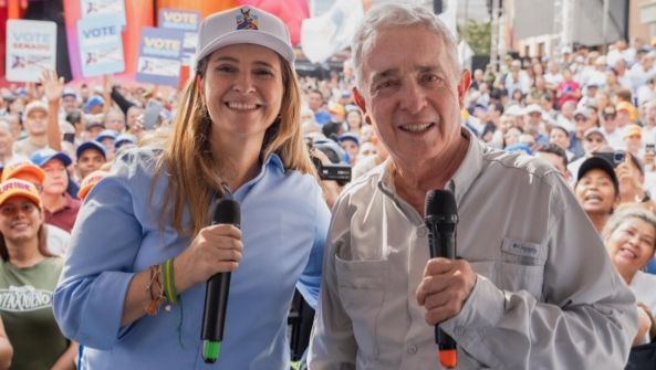 Álvaro Uribe y Paloma Valencia participarán en encuentro político en Ibagué
